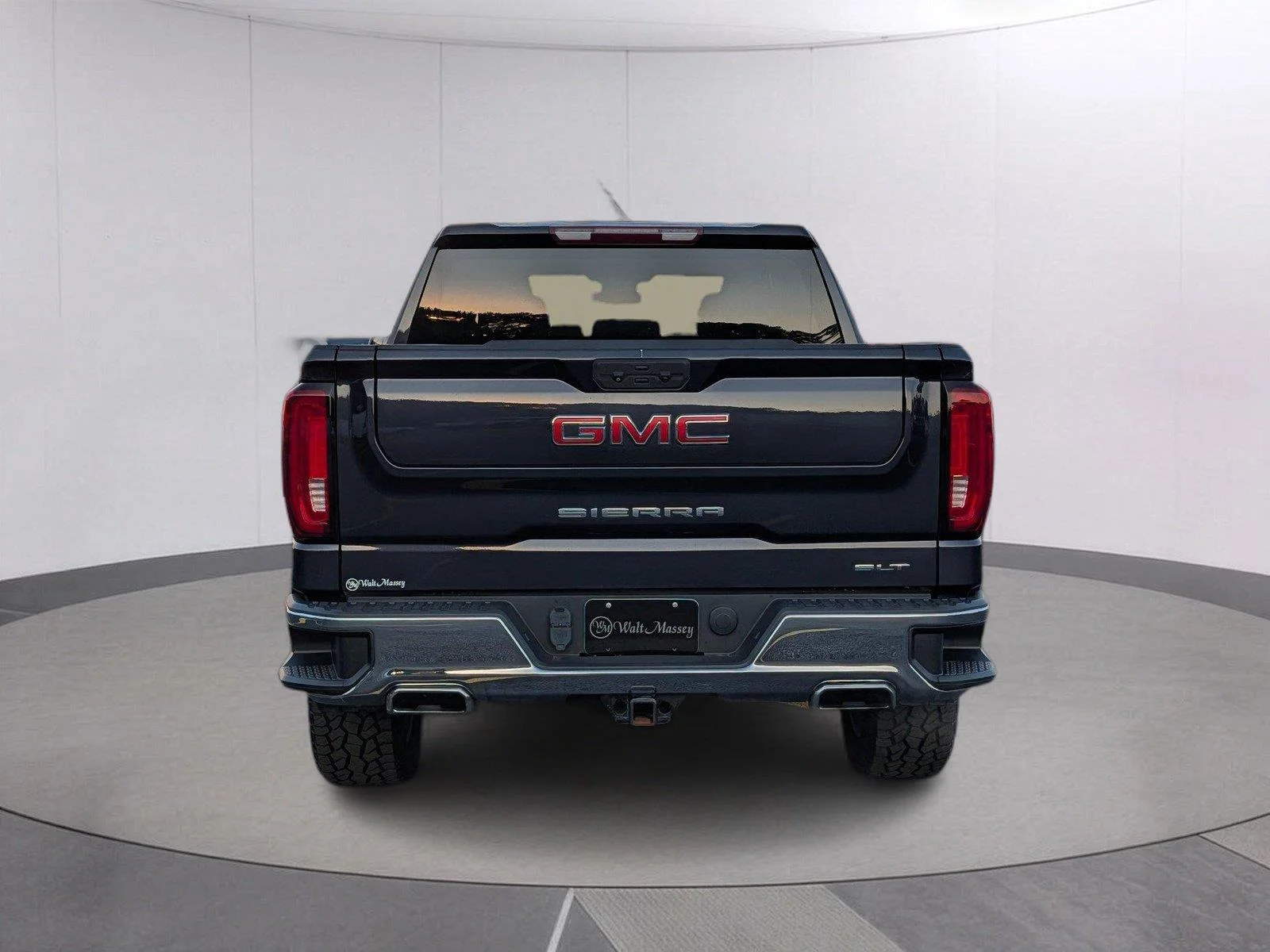 Certified Used 2023 TITANIUM RUSH METALLIC GMC SLT image 4