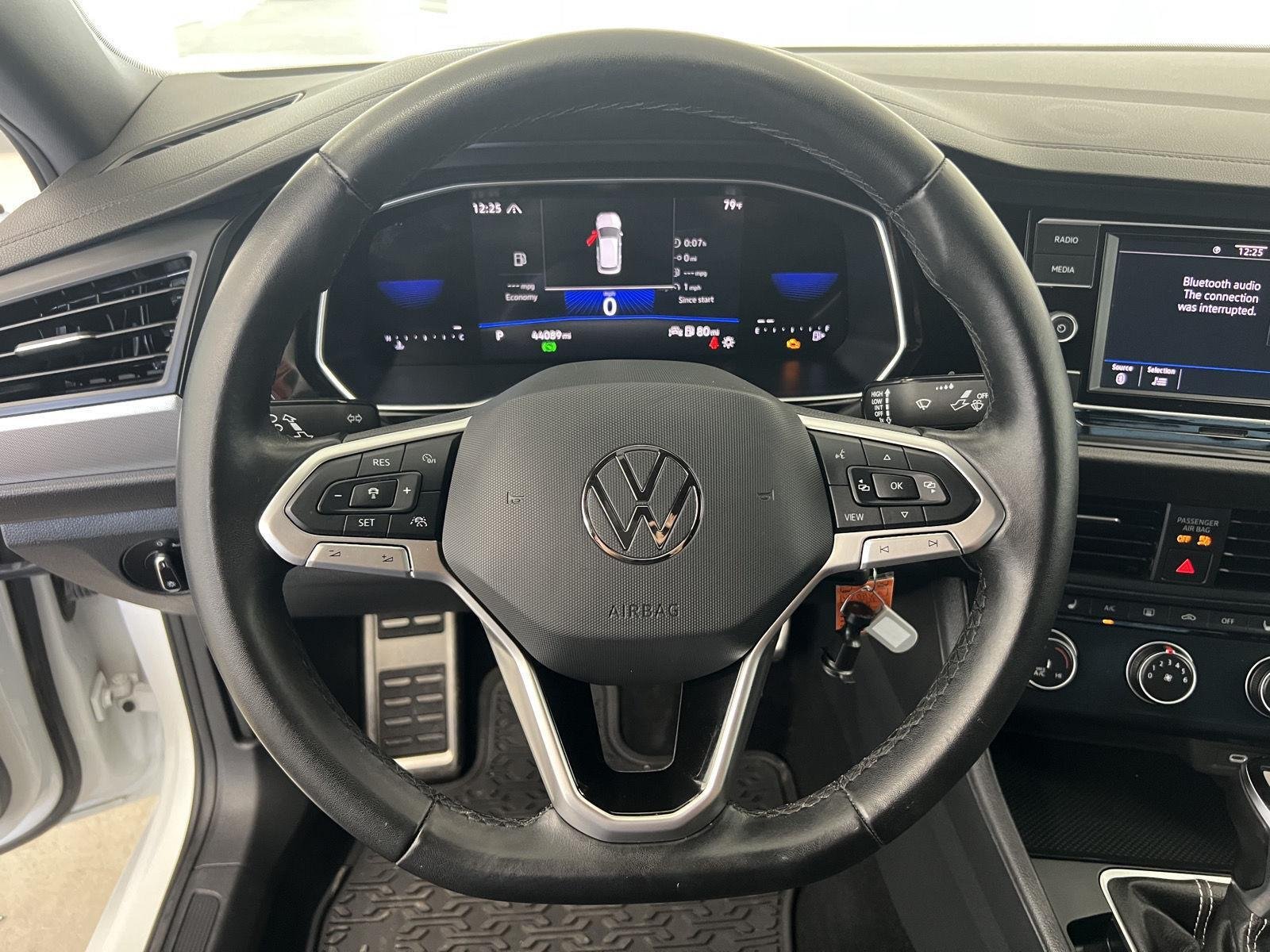 2024 Volkswagen Jetta Sport - Photo 15