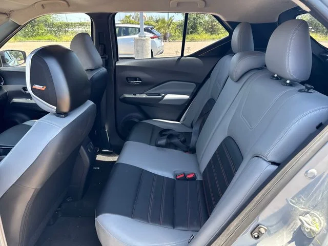 Certified Used 2024 Gray Nissan SR image 10