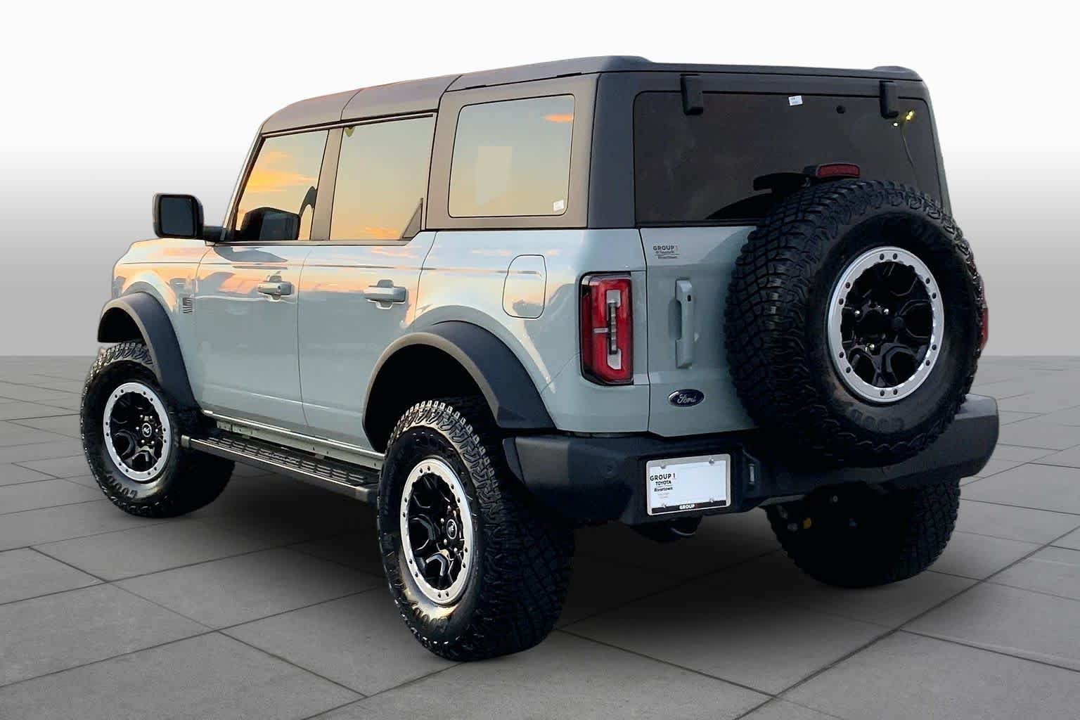 Used 2022 Cactus Gray Ford Outer Banks image 12