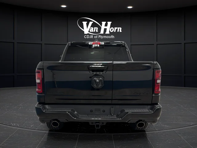 New 2026 Diamond Black Crystal Pearl-Coat Exterior Paint RAM Big Horn/Lone Star image 6