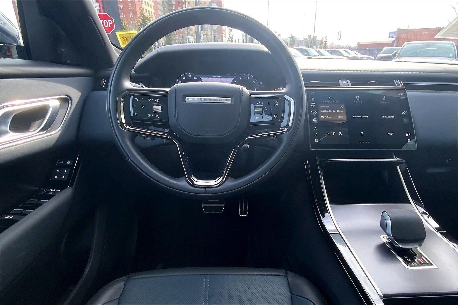 Certified Used 2026 Fuji White Land Rover Dynamic SE image 5