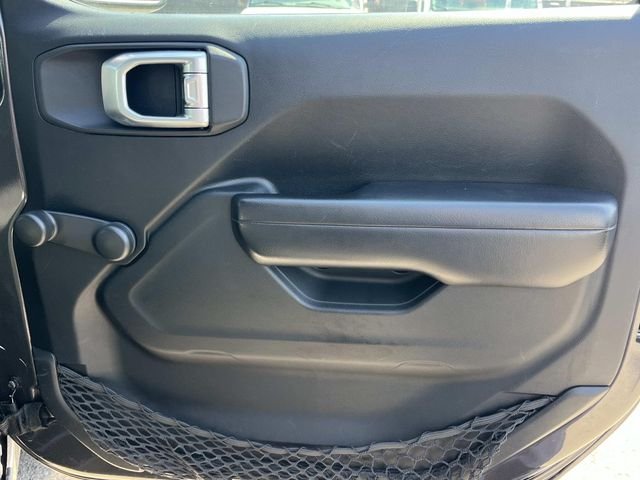 Used 2019 Gray Jeep Unlimited Sport image 22
