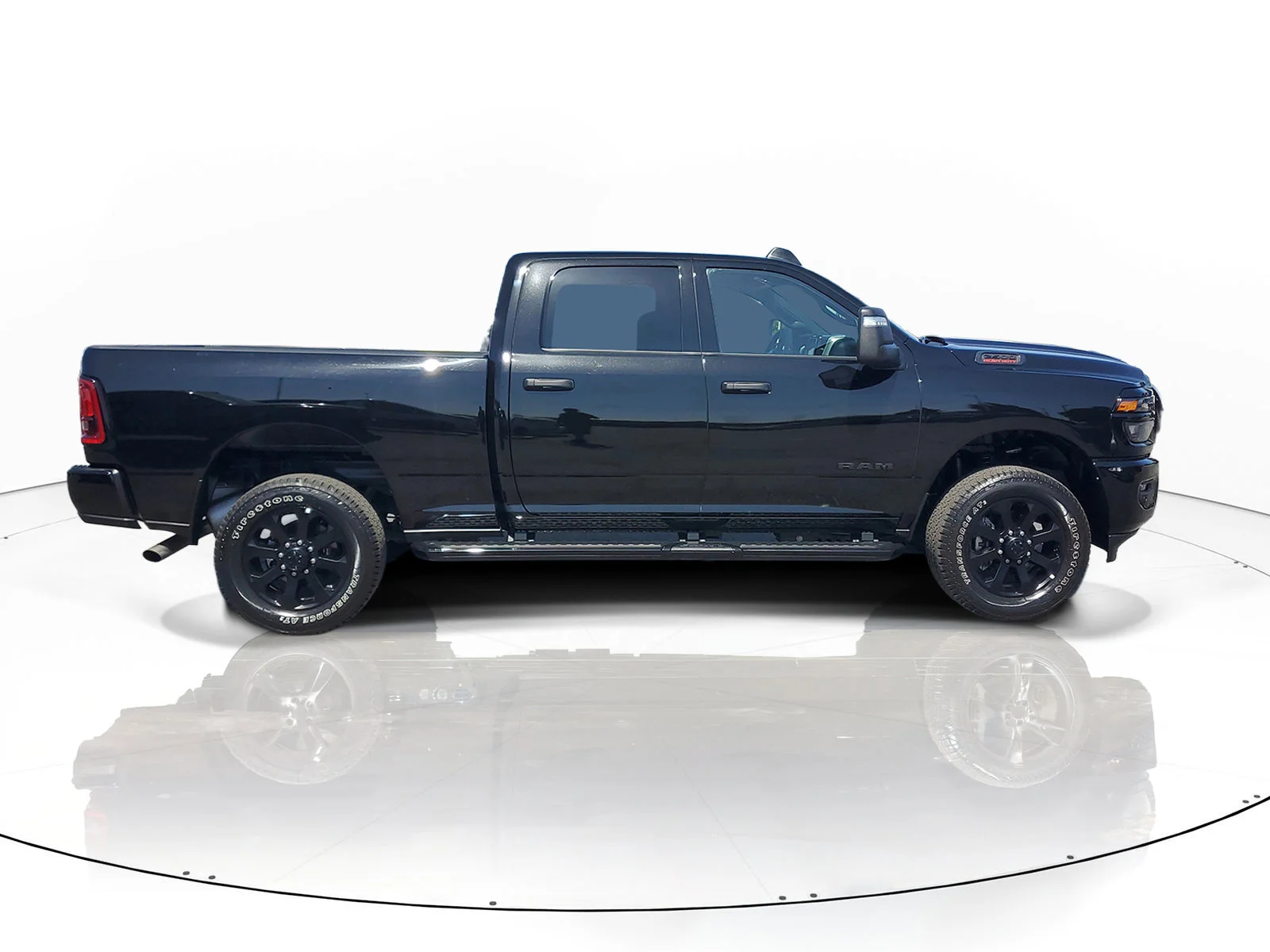 3C6UR5DJ6SG575944