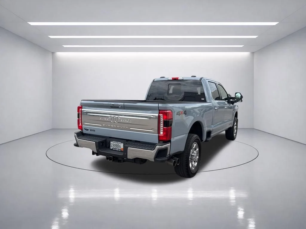 Used 2025 Glacier Gray Metallic TriCoat Ford King Ranch image 7