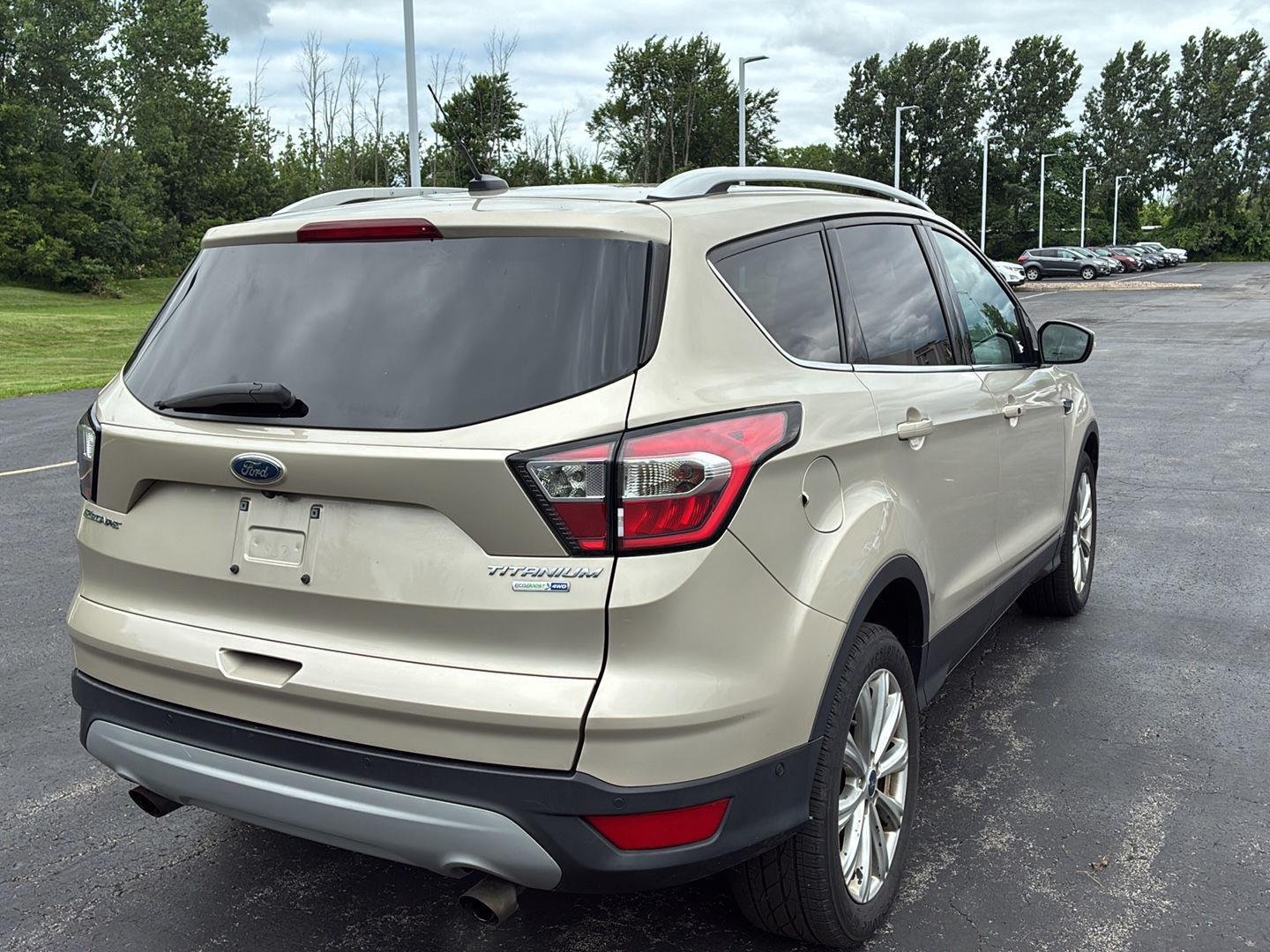 Used 2017 White Gold Ford Titanium image 17