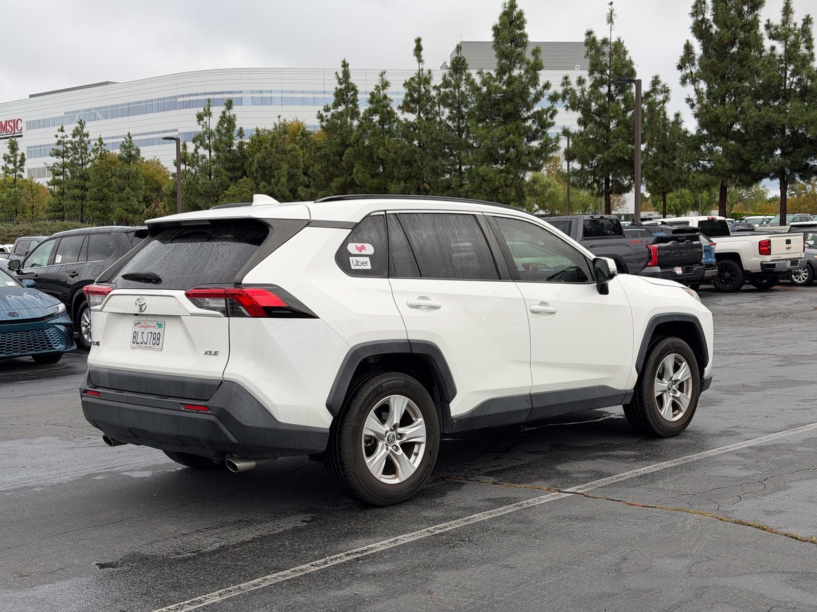 Used 2019 Super White Toyota XLE image 4