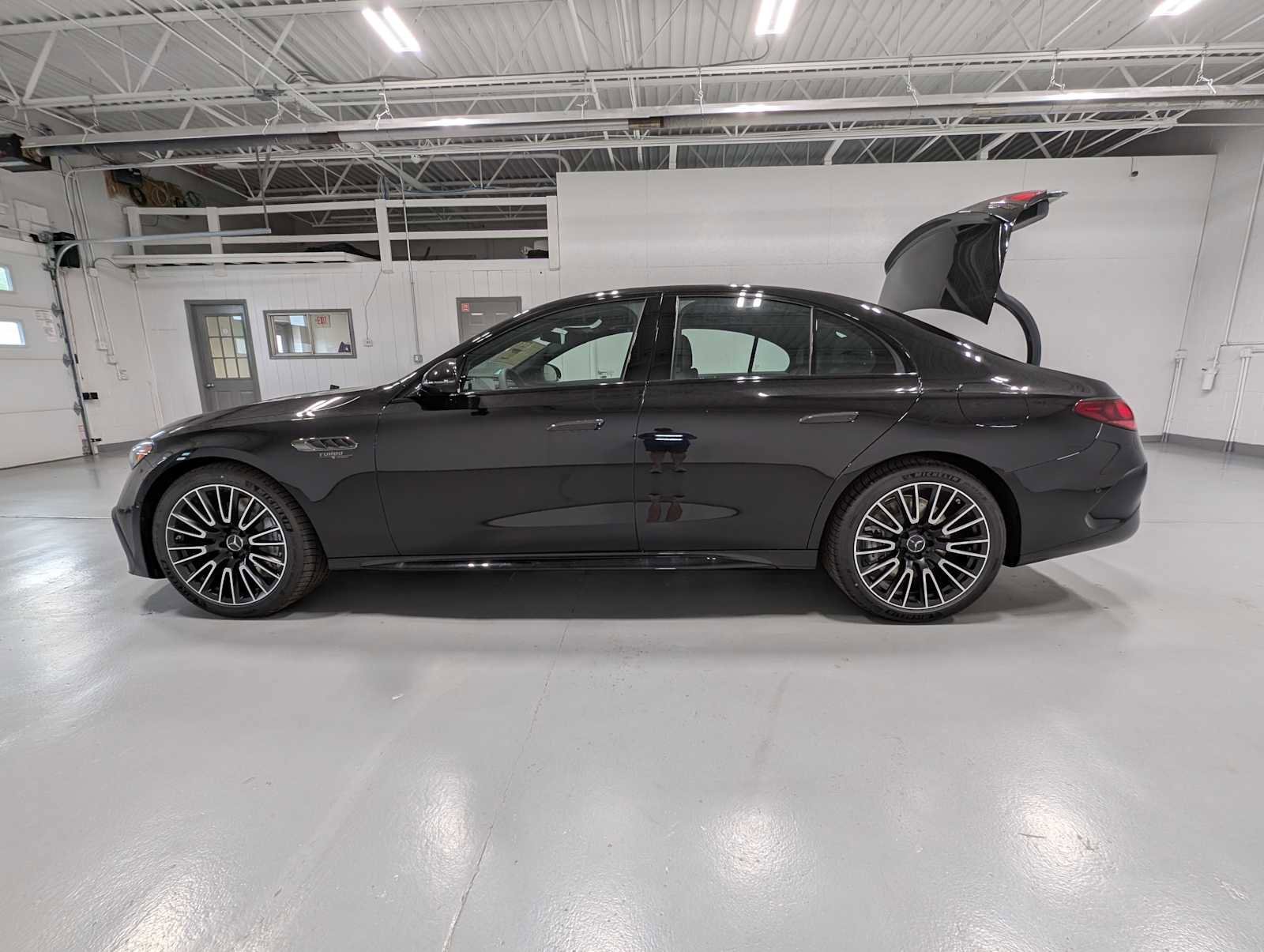 New 2026 Obsidian Black Metallic Mercedes-Benz AMG® E 53 E 4MATIC+ Sedan image 10