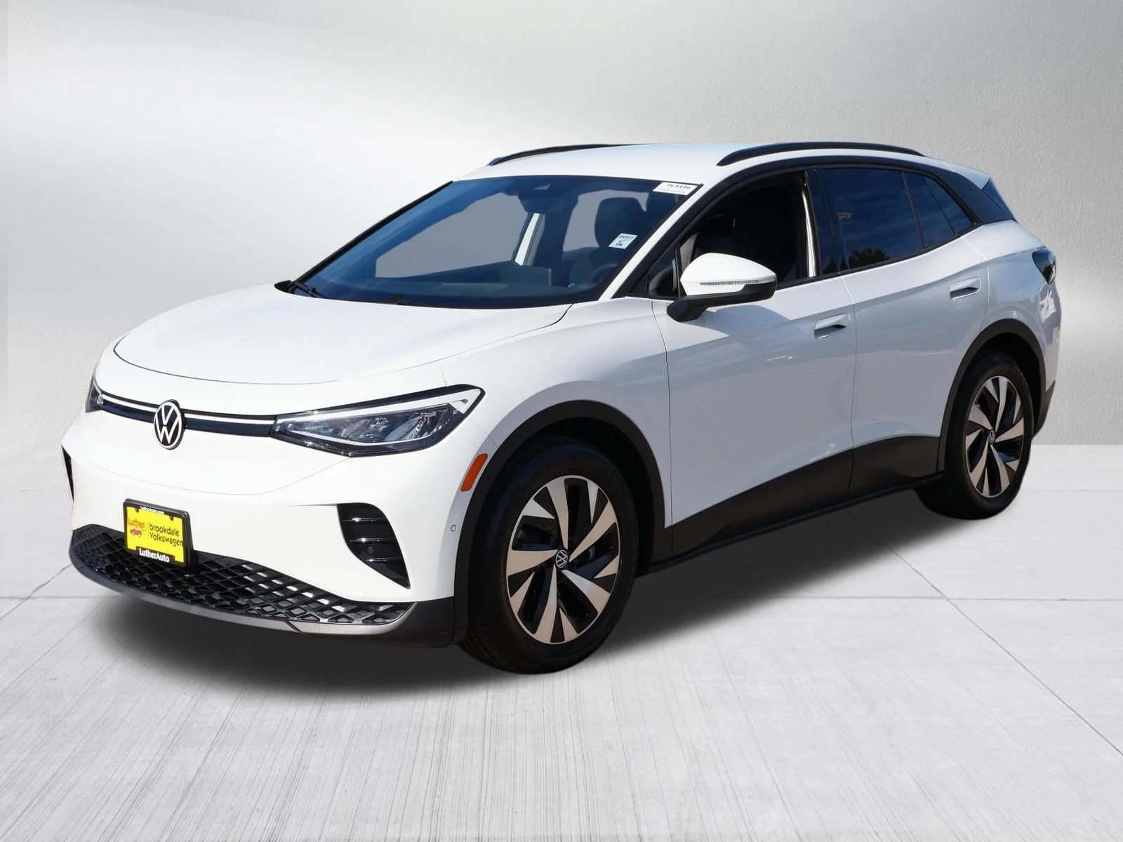 Certified Used 2024 Pure White Volkswagen Standard image 3