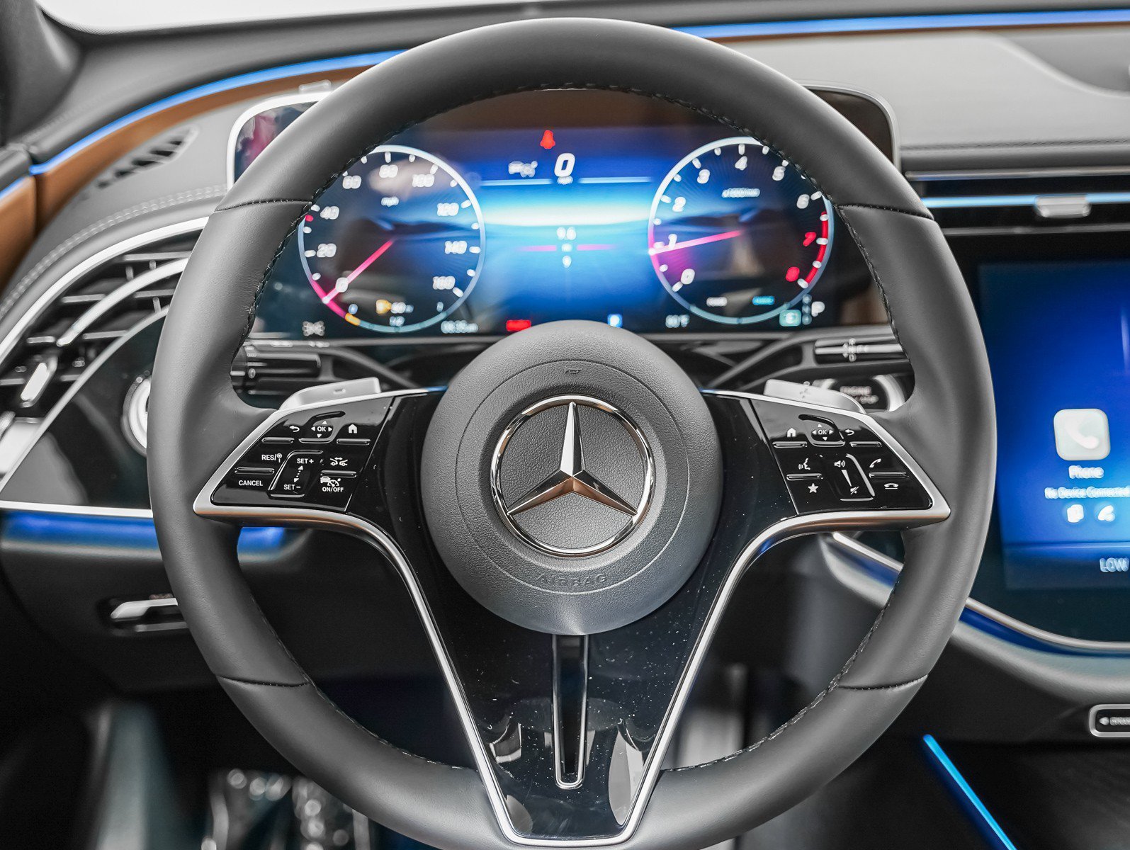 New 2027 Nautical Blue Metallic Mercedes-Benz E 350 image 16