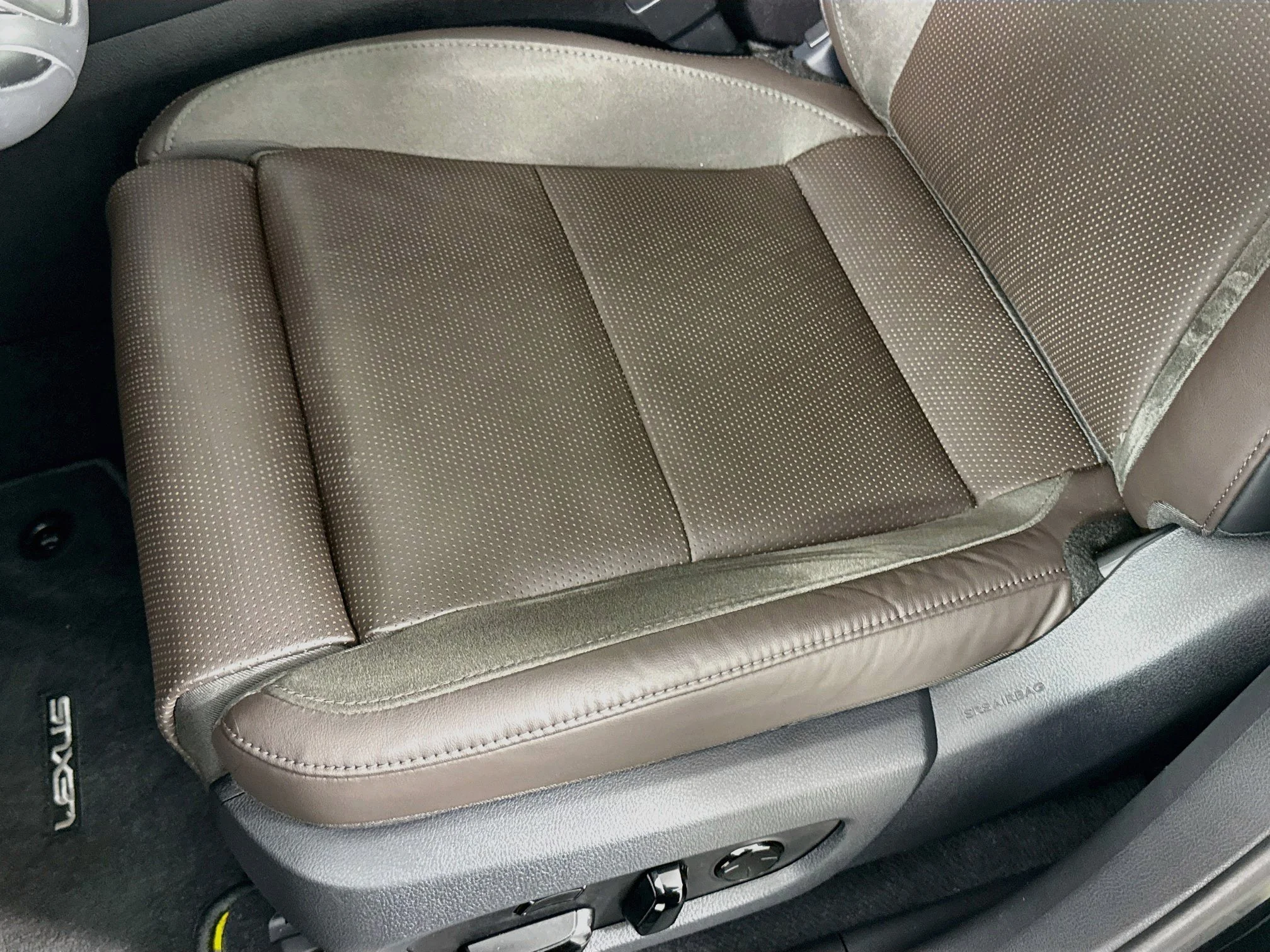 Certified Used 2025 CAVIAR Lexus 350h Luxury image 21