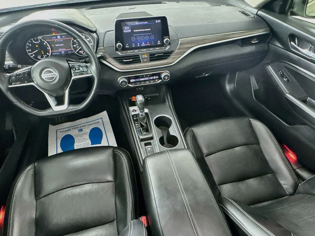 Used 2019 Gray Nissan 2.5 Platinum image 23
