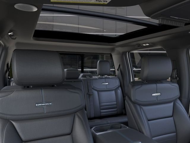 New 2026 Star White Metallic Tri-Coat Ford Platinum image 22