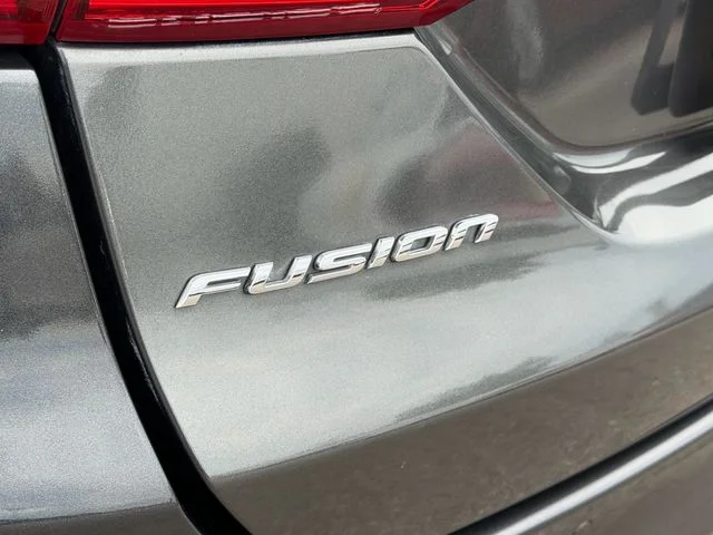 2017 Ford Fusion SE - Photo 40