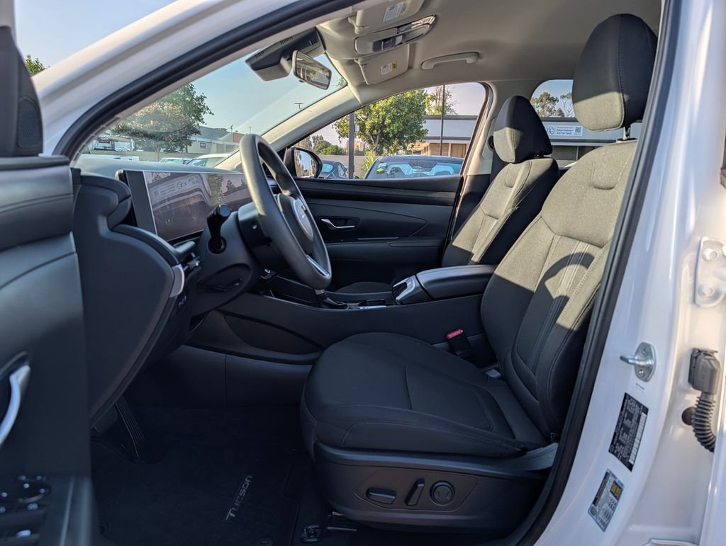2025 Hyundai Tucson SEL - Photo 12