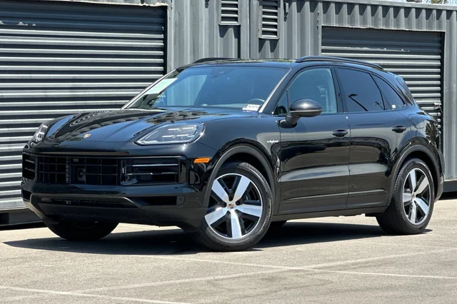 2026 Porsche Cayenne E-Hybrid