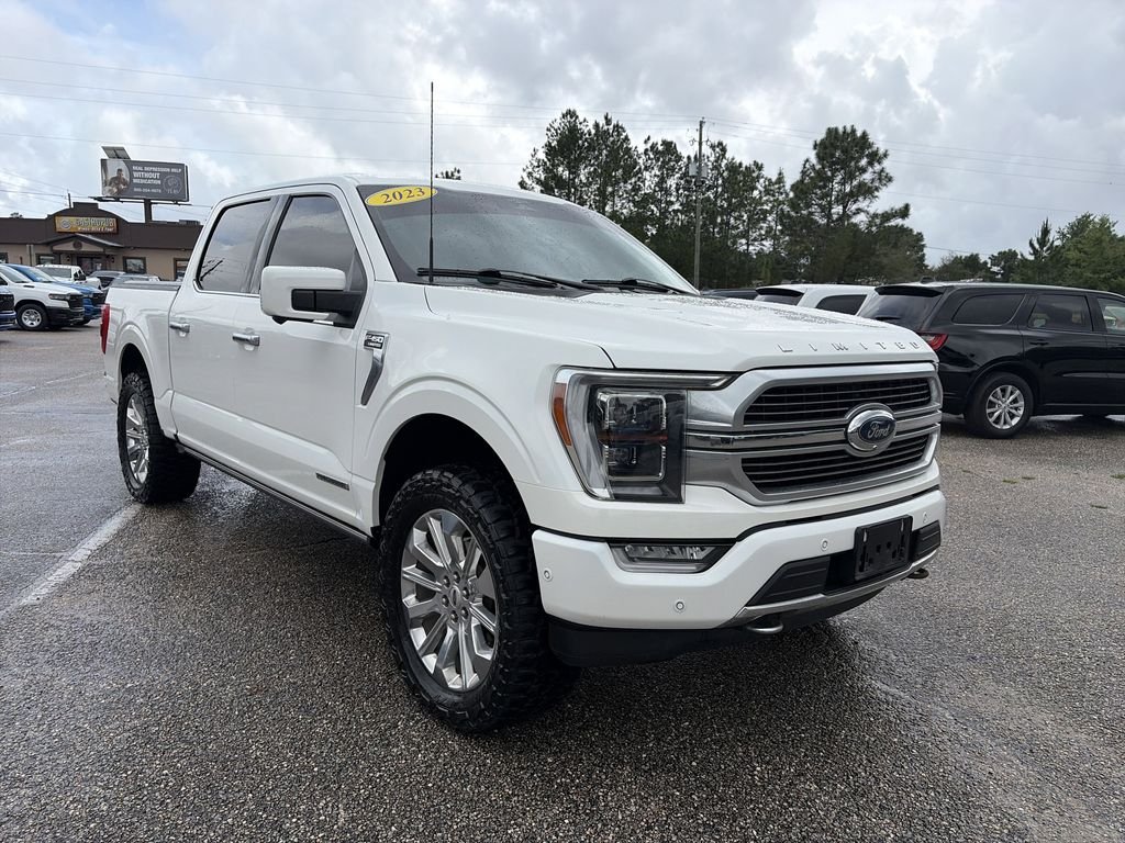 Used 2023 White Ford Limited image 8
