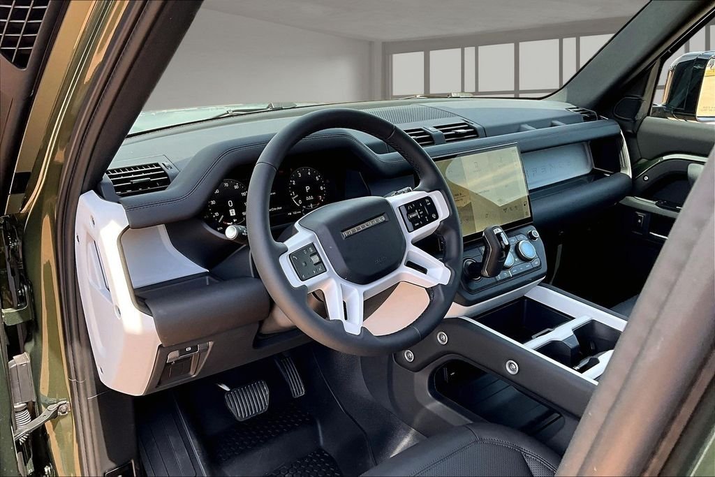 New 2026 Woolstone Green Metallic Land Rover S image 6
