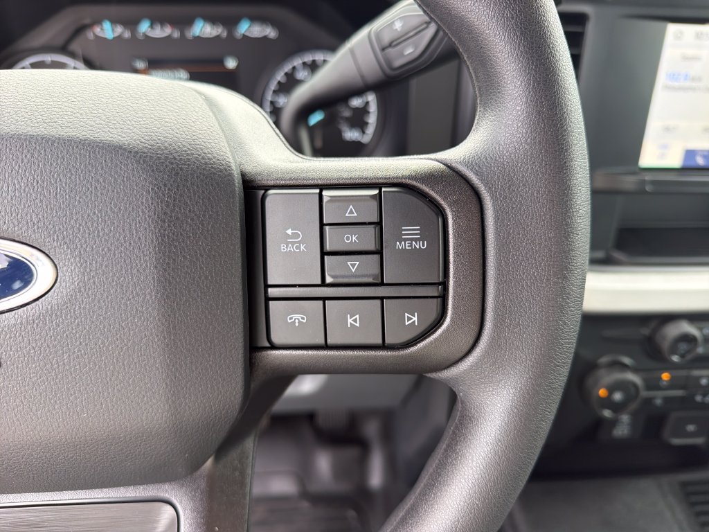 New 2026 Oxford White Ford F-250® XL image 23