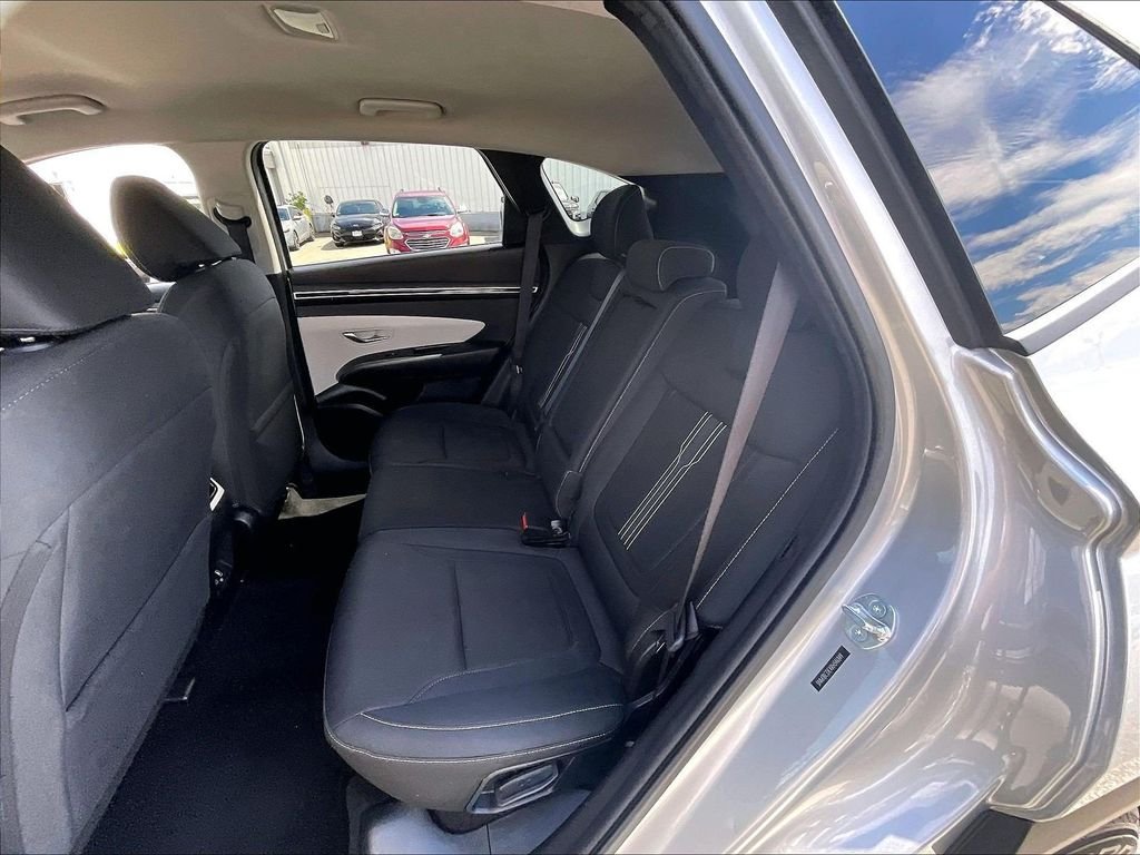 Used 2024 Silver Hyundai SEL image 15