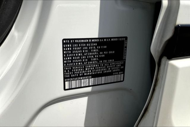 Used 2024 White Volkswagen 2.0T SE R-Line Black image 21