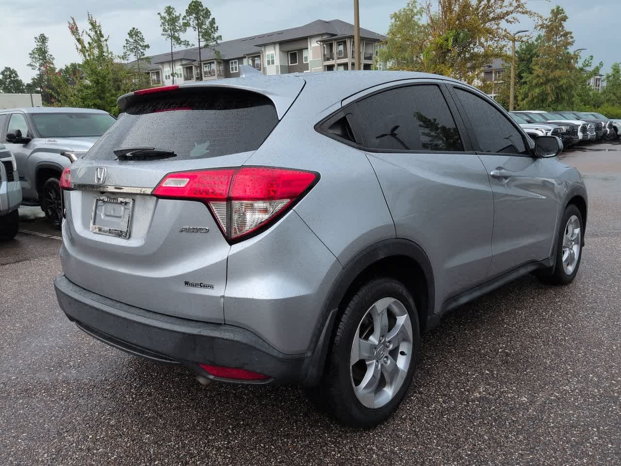 Used 2021 Lunar Silver Metallic Honda LX image 6