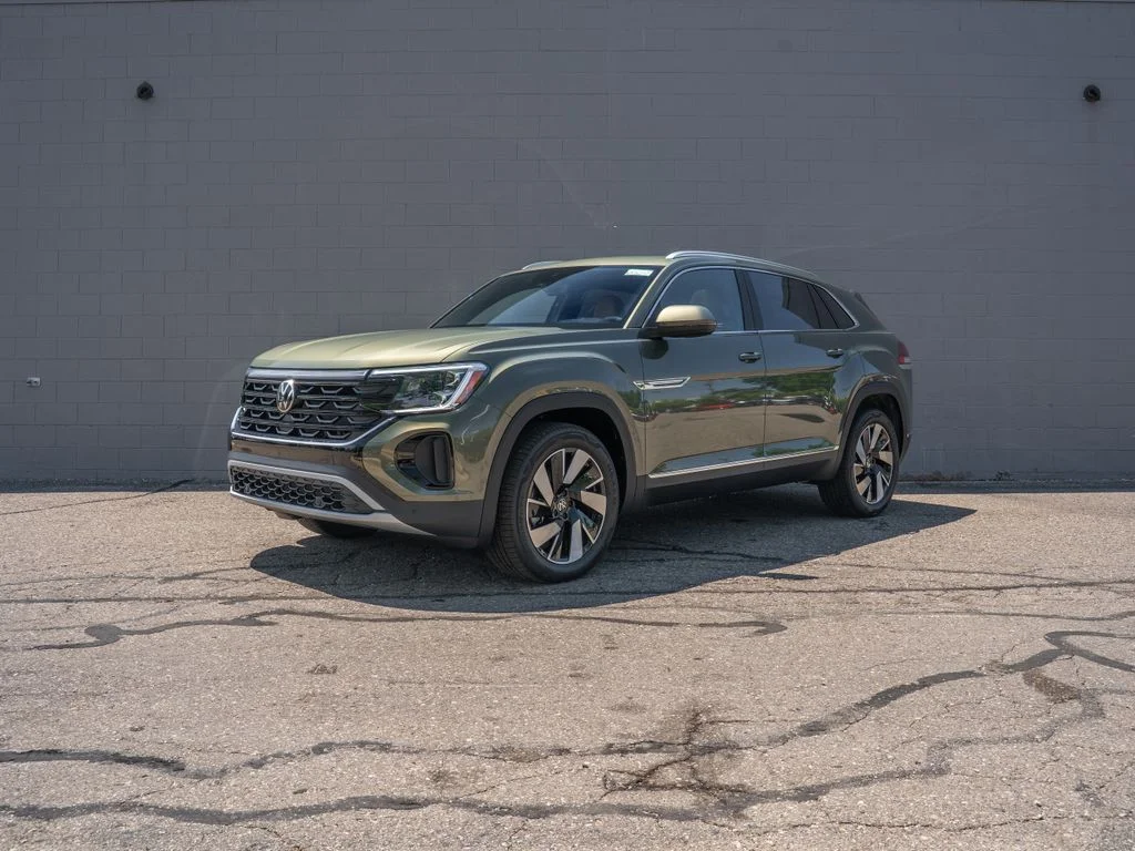 New 2026 Green Volkswagen 2.0T SEL image 1