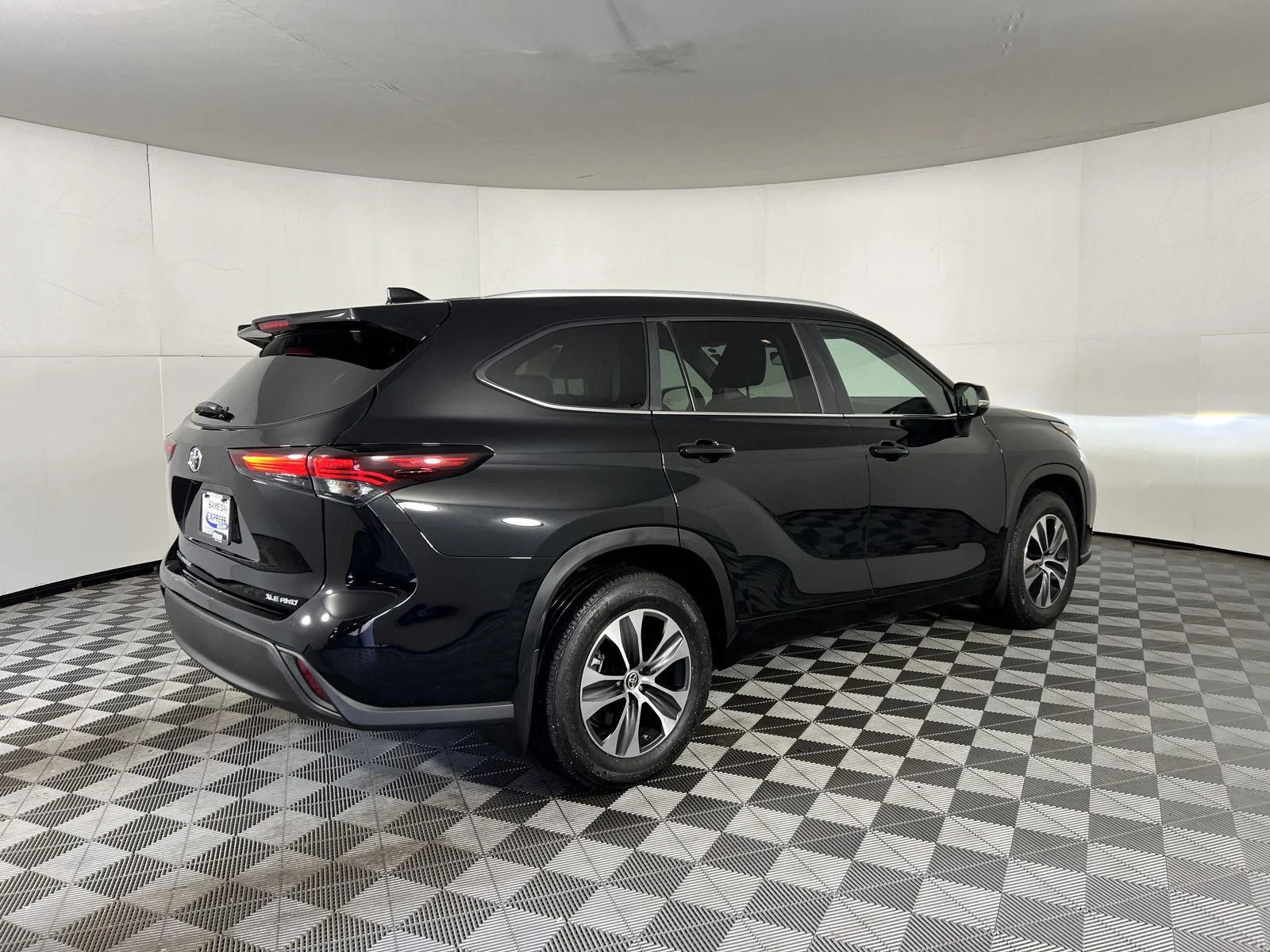 Used 2024 Midnight Black Metallic Toyota XLE image 9