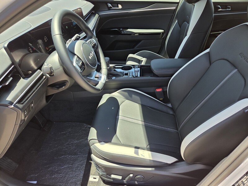 New 2026 Snow White Pearl Kia GT-Line FWD image 7