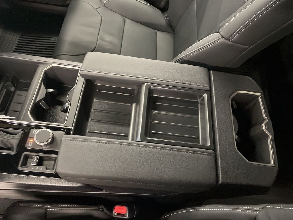 2026 Toyota Tundra SR5 - Photo 25