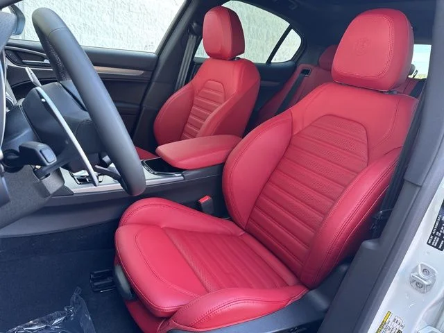 New 2026 White Alfa Romeo Base image 15