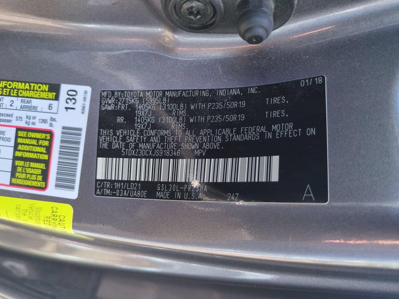 Used 2018  Toyota SE image 40