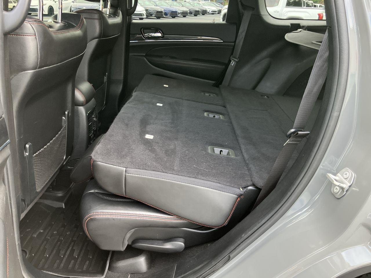 Used 2020 Gray (Sting-Gray Clearcoat) Jeep Trailhawk image 26