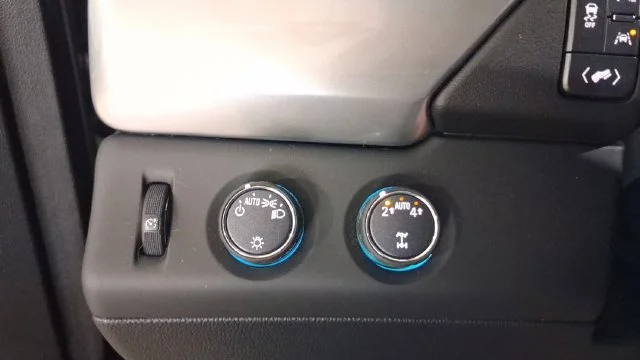 Used 2019 Black Chevrolet LT image 34