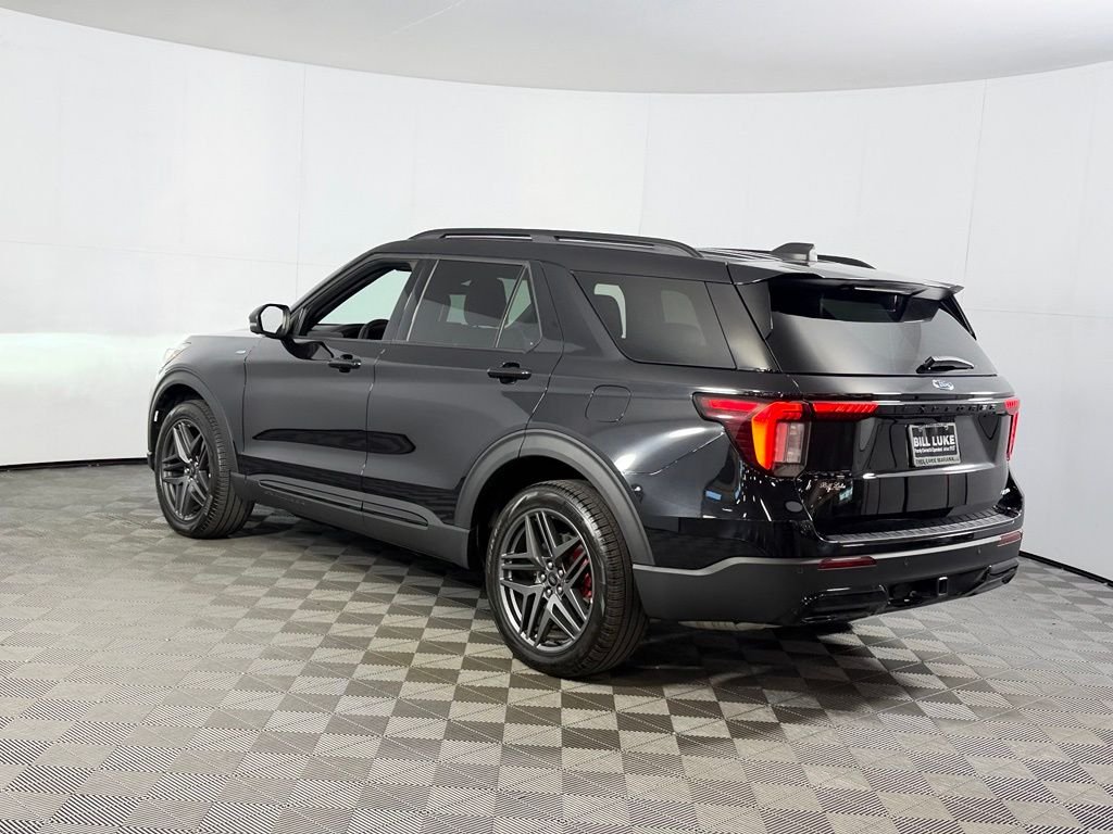 Certified Used 2025 Black Ford ST-Line image 10