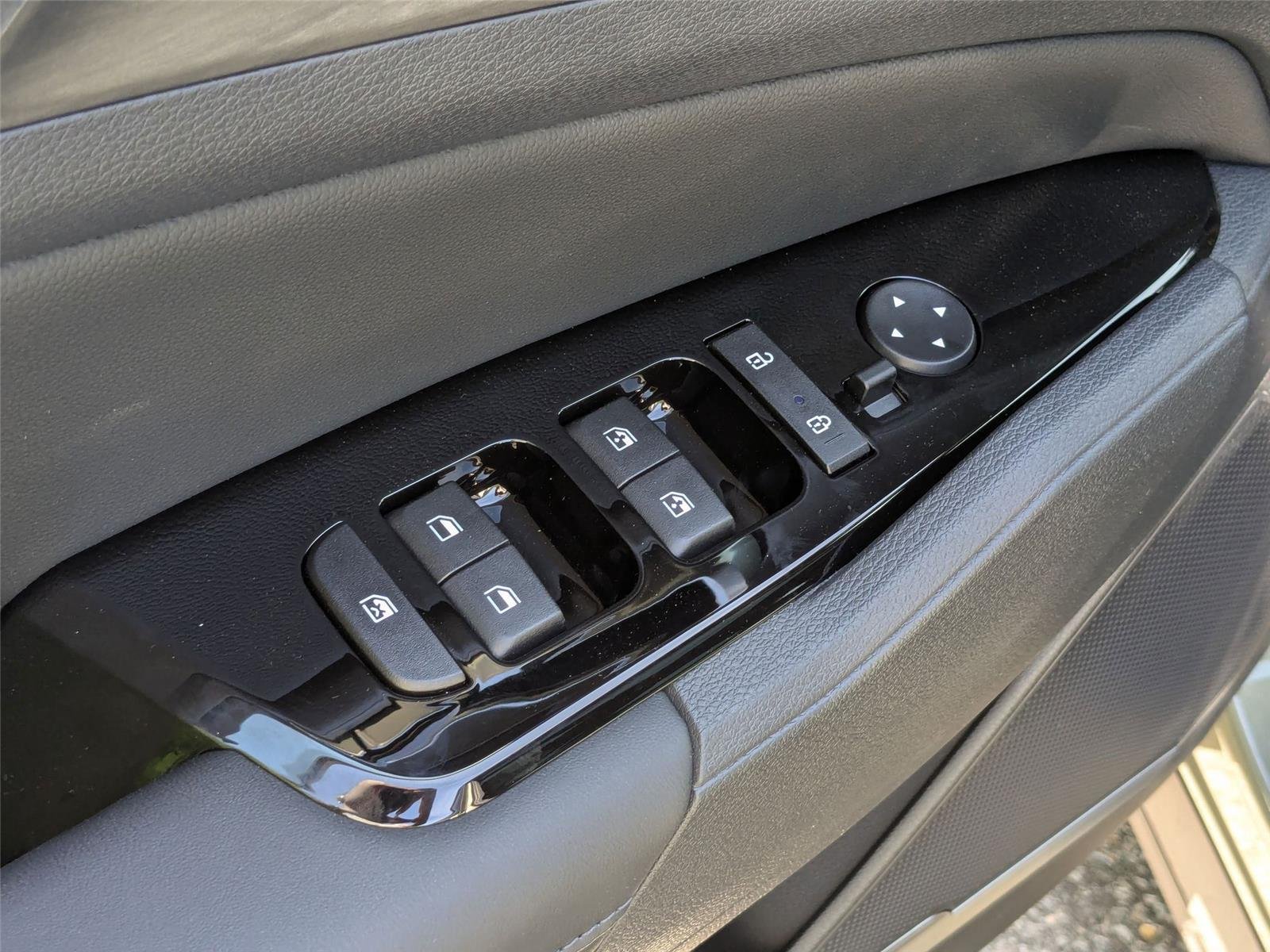 2025 Kia Sportage X-Line - Photo 13