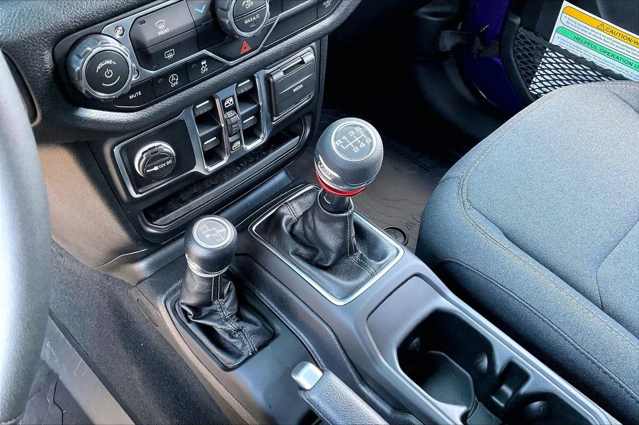 New 2026 Reign Jeep Sport S image 26