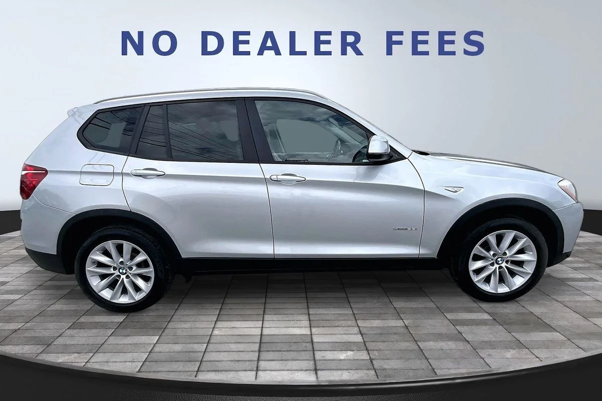 Used 2017 Silver BMW xDrive28i image 31