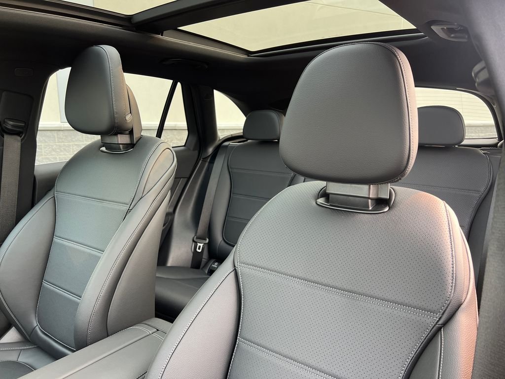 New 2026 Black Mercedes-Benz GLC 300 image 14