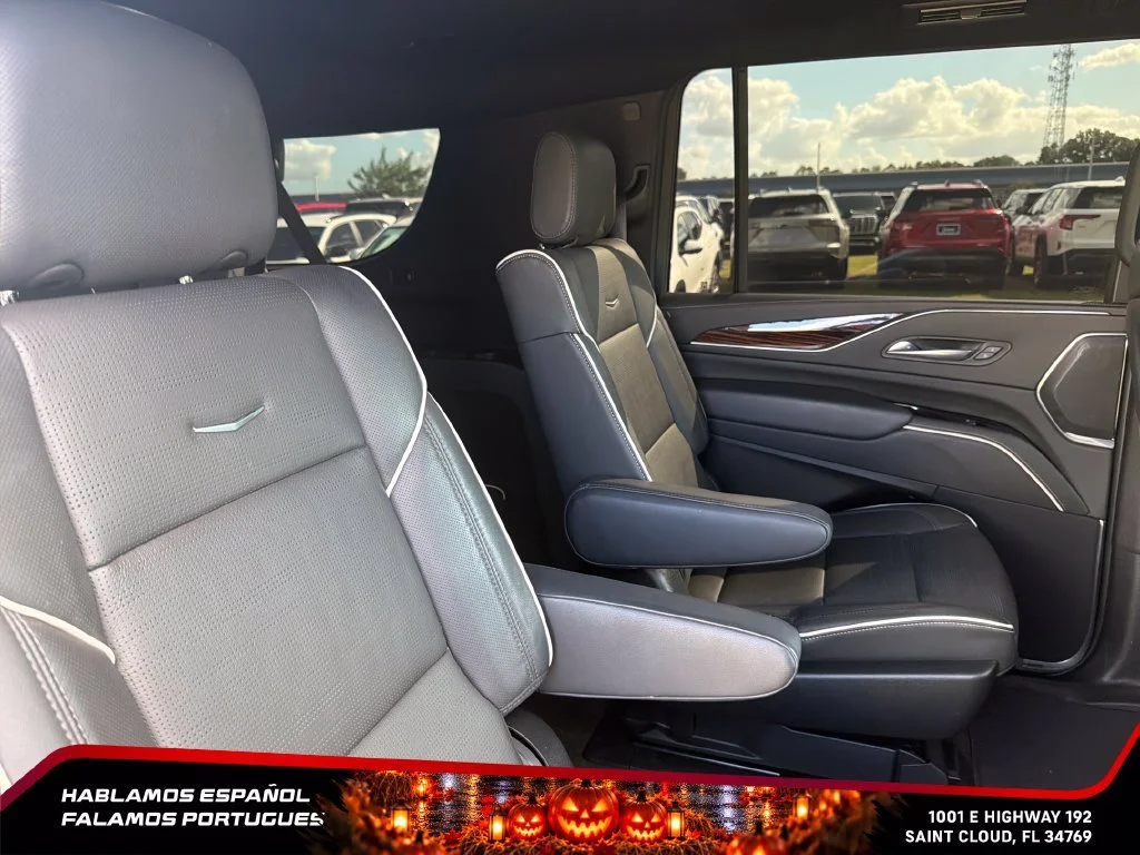 Used 2024 Black Raven Cadillac Premium Luxury image 27