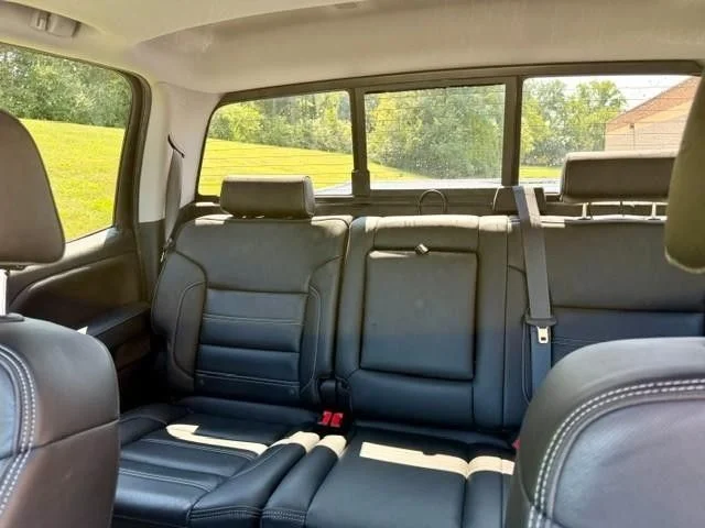 Used 2018 White GMC Denali image 12