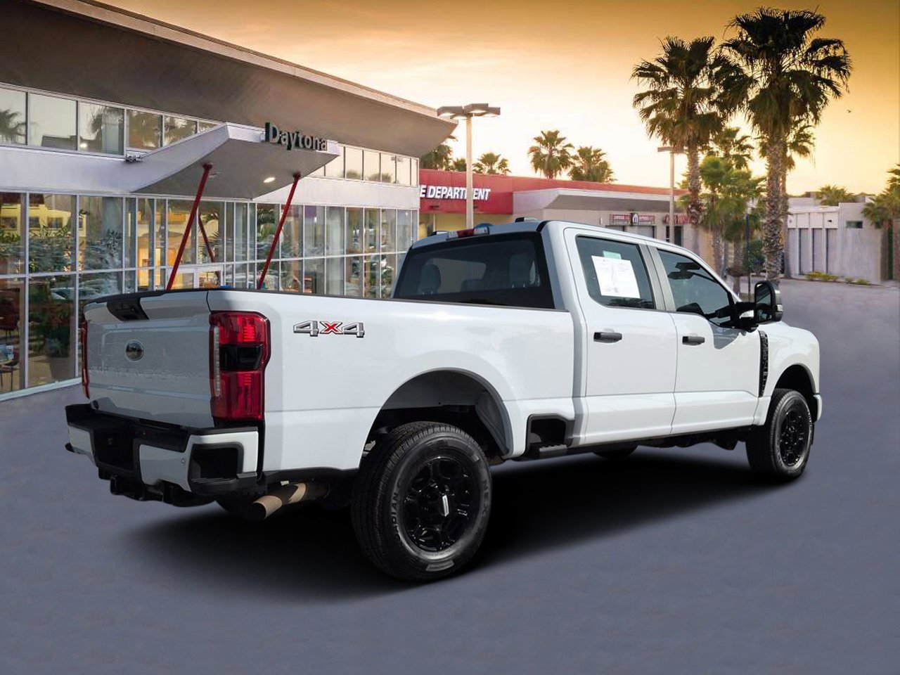 Used 2024 Oxford White Ford XL image 3