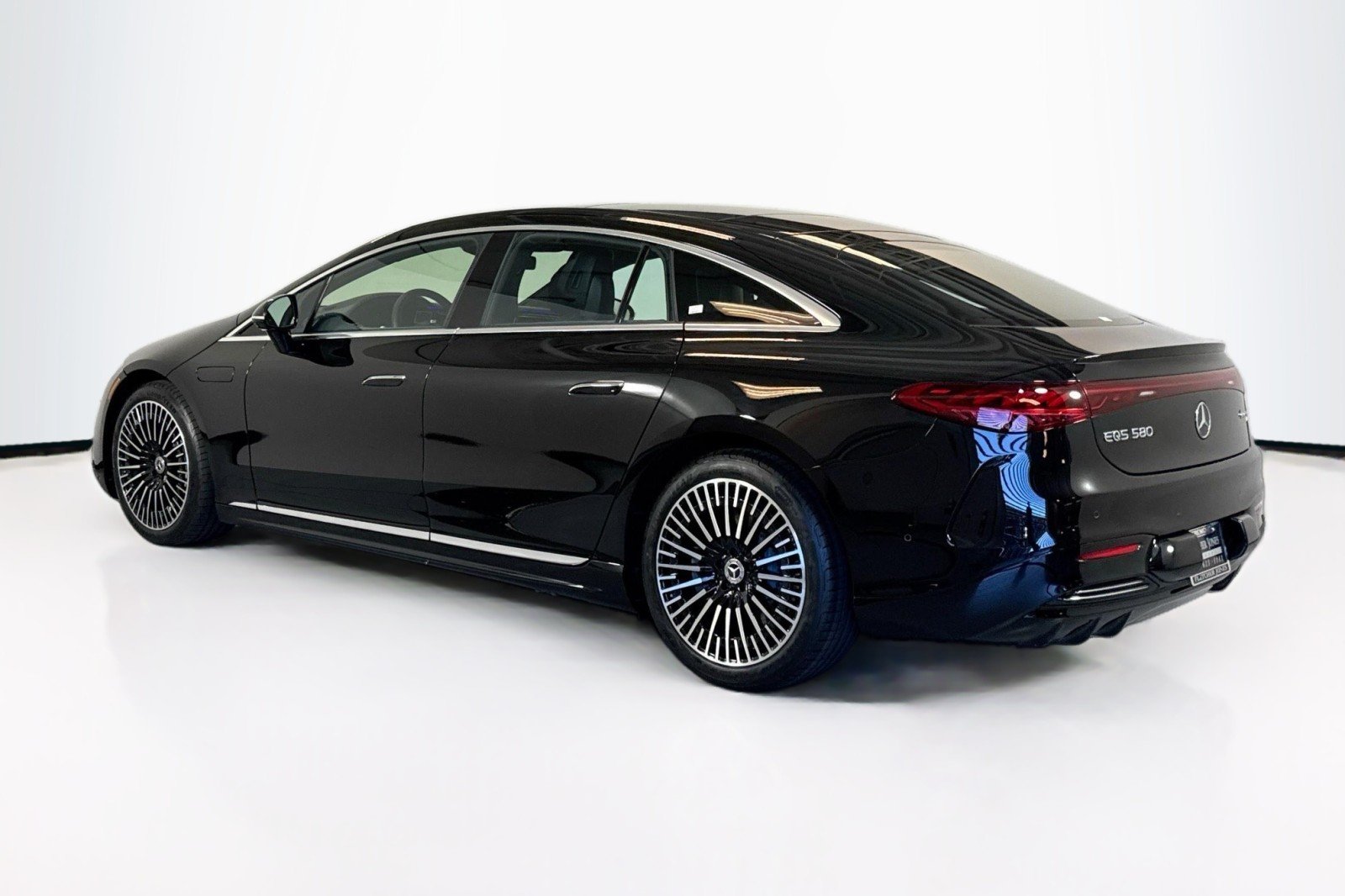 Certified Used 2023 Obsidian Black Metallic Mercedes-Benz EQS 580 4MATIC® Sedan image 7