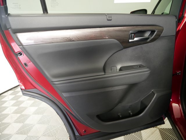 Certified Used 2024 Ruby Flare Pearl Toyota Platinum image 12