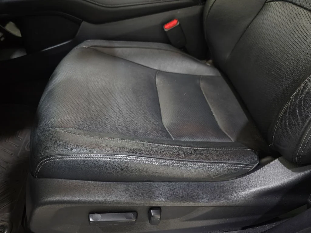 Used 2019 Black Honda Touring image 30
