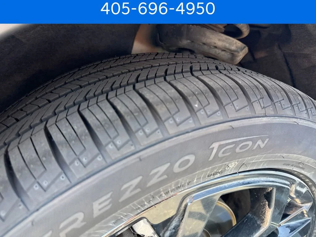 Pre-Owned 2021 GMC Terrain SLT