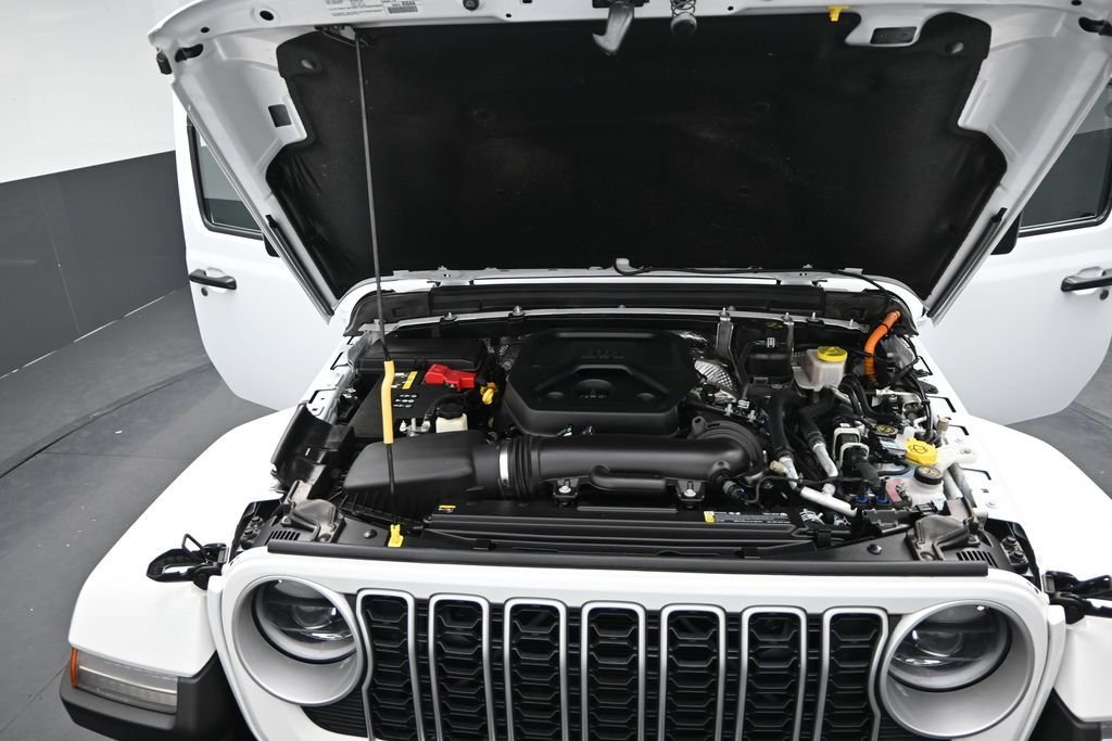 Used 2025 White Jeep Sahara 4xe image 22