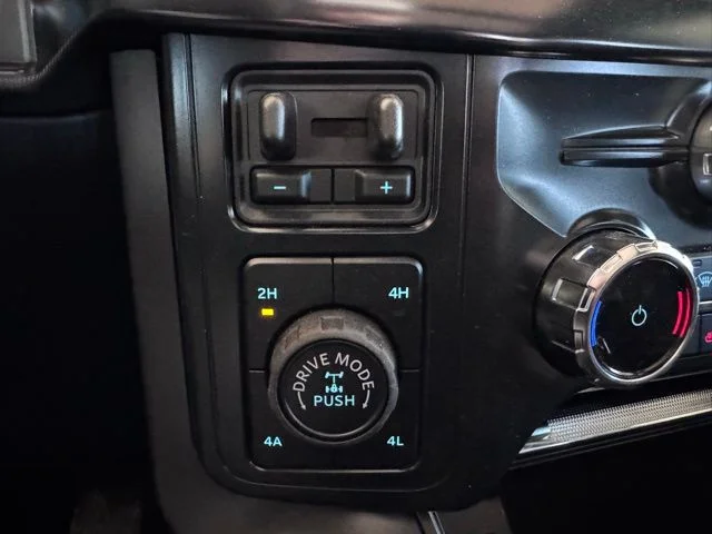 New 2026 Carbonized Gray Metallic Ford Lariat image 58