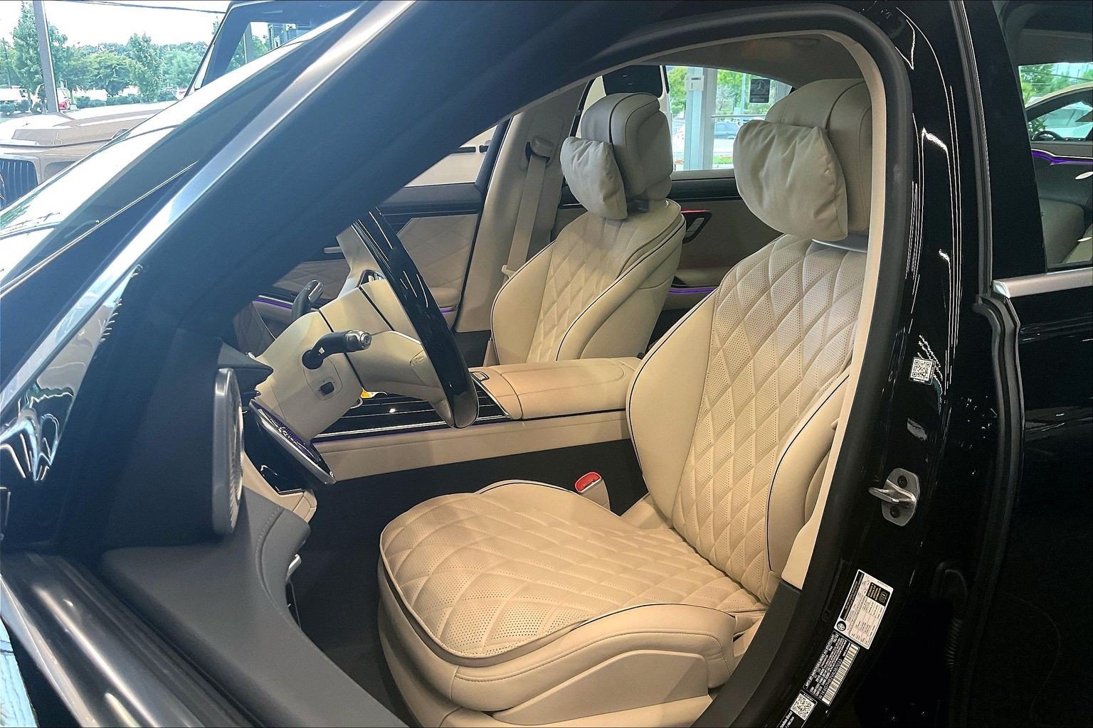 New 2027 MANUFAKTUR Black Sparkling Mercedes-Benz S 580 image 20