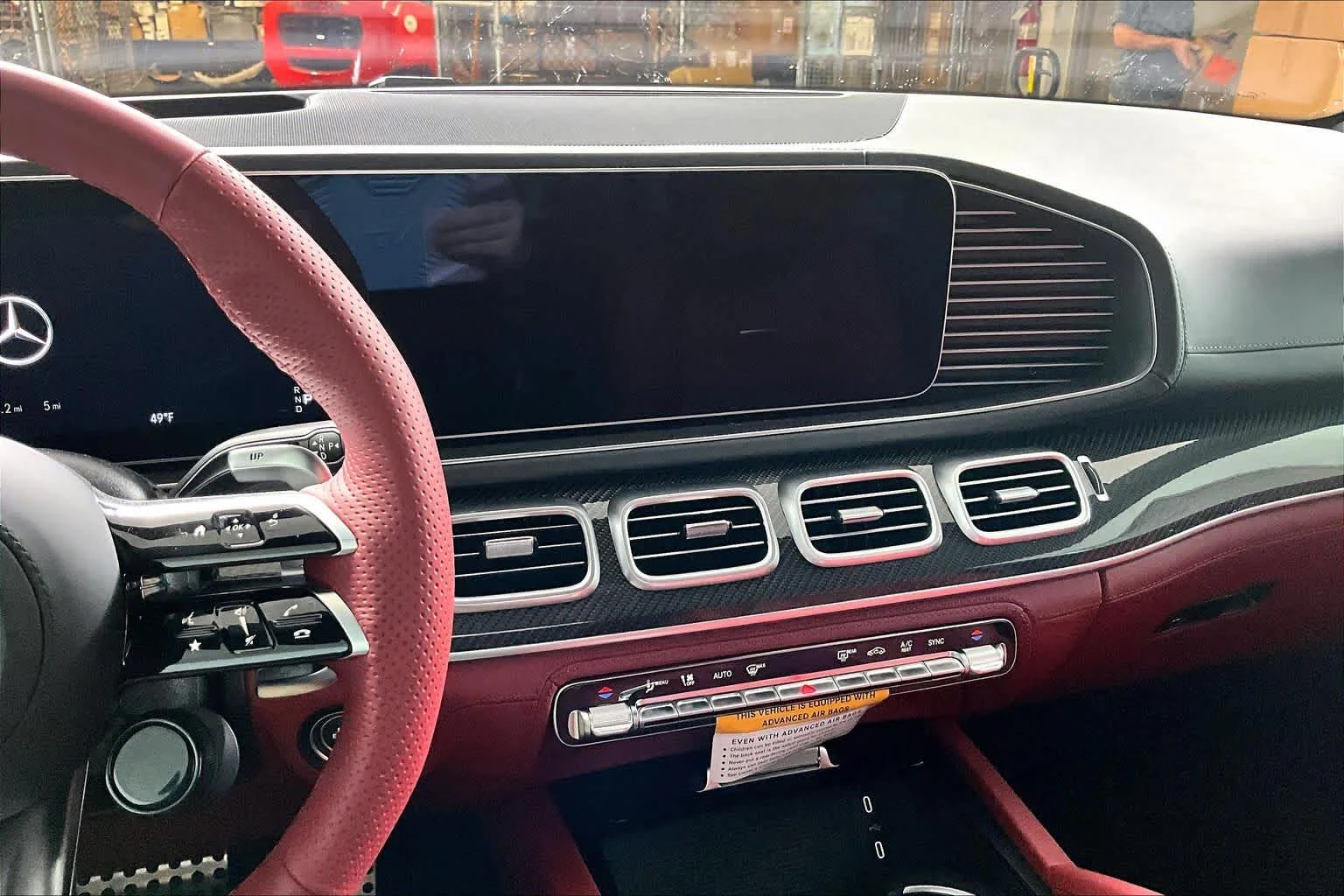 New 2026 MANUFAKTUR Signature Silicon Grey Mercedes-Benz AMG® GLS 63 image 9